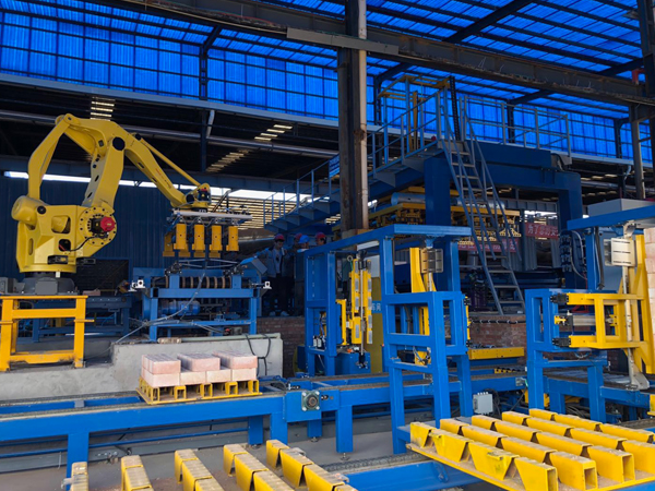 貴州客戶制磚生產(chǎn)線現(xiàn)場